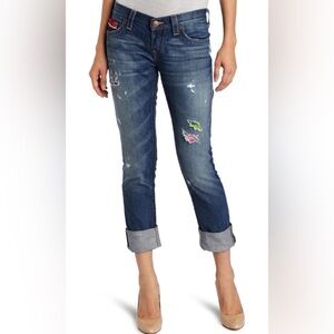 TRUE RELIGION - Brianna PATCH Rip-Repair Boyfriend Jean. Size: 26.
